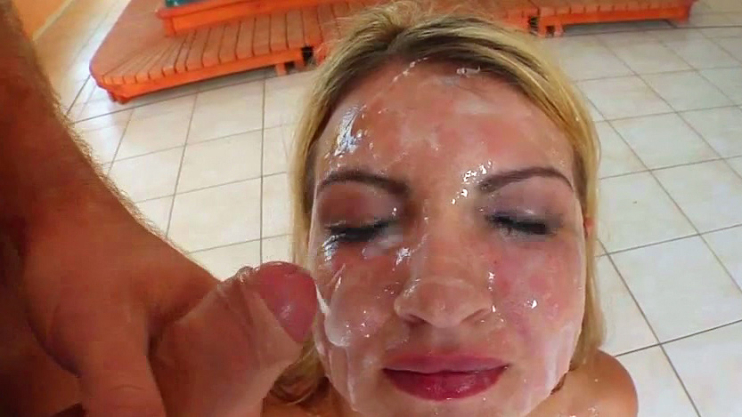 Blonde Beauty Enjoys Bukkake Session Xbabe Video